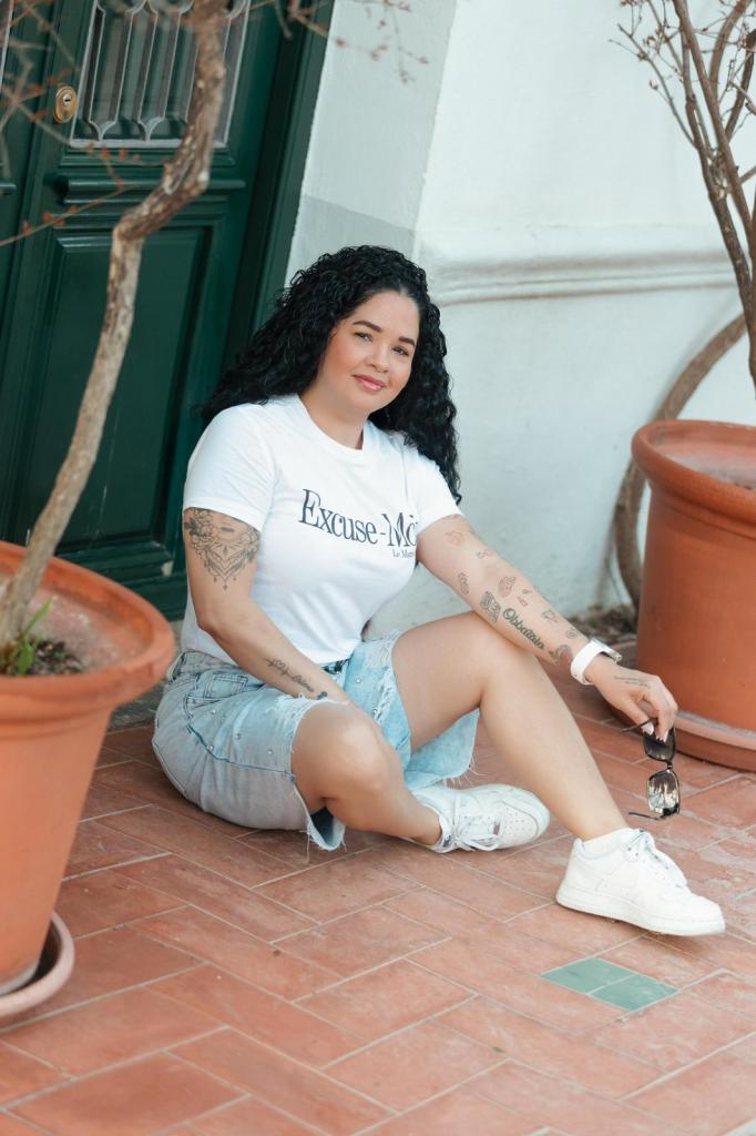 Chica busca chico en Granada: 