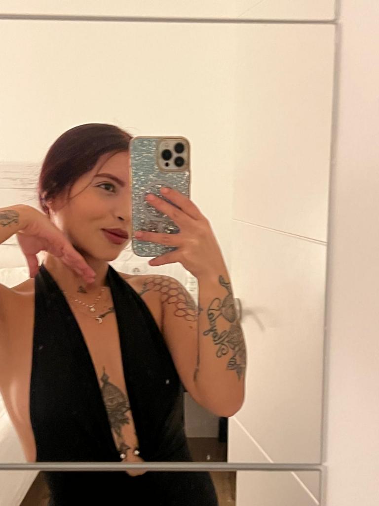 Chica busca chico en Almería: 