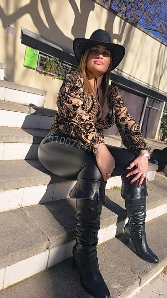 Chica busca chico en Navarra: 