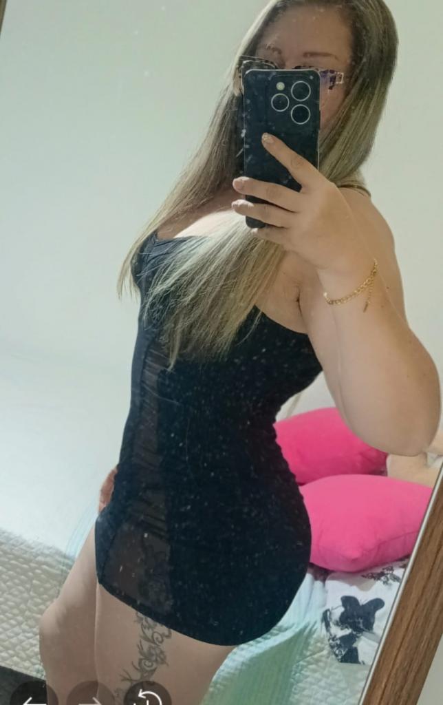 Chica busca chico en Cádiz: 