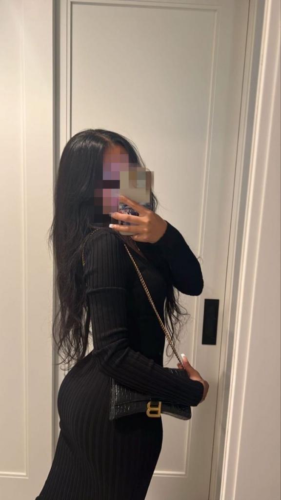 Chica busca chico en Almería: 