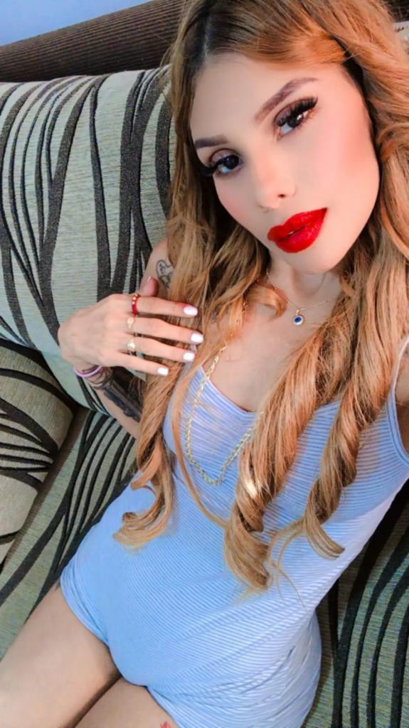 Chica busca chico en Cádiz: 