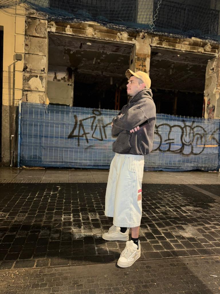 641648206: Chico busca chica en Madrid