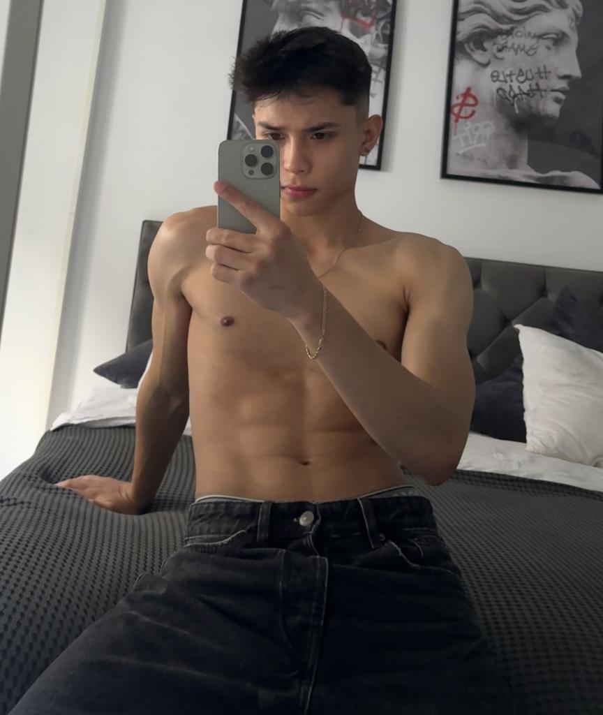 Chico busca chica en Mallorca: 