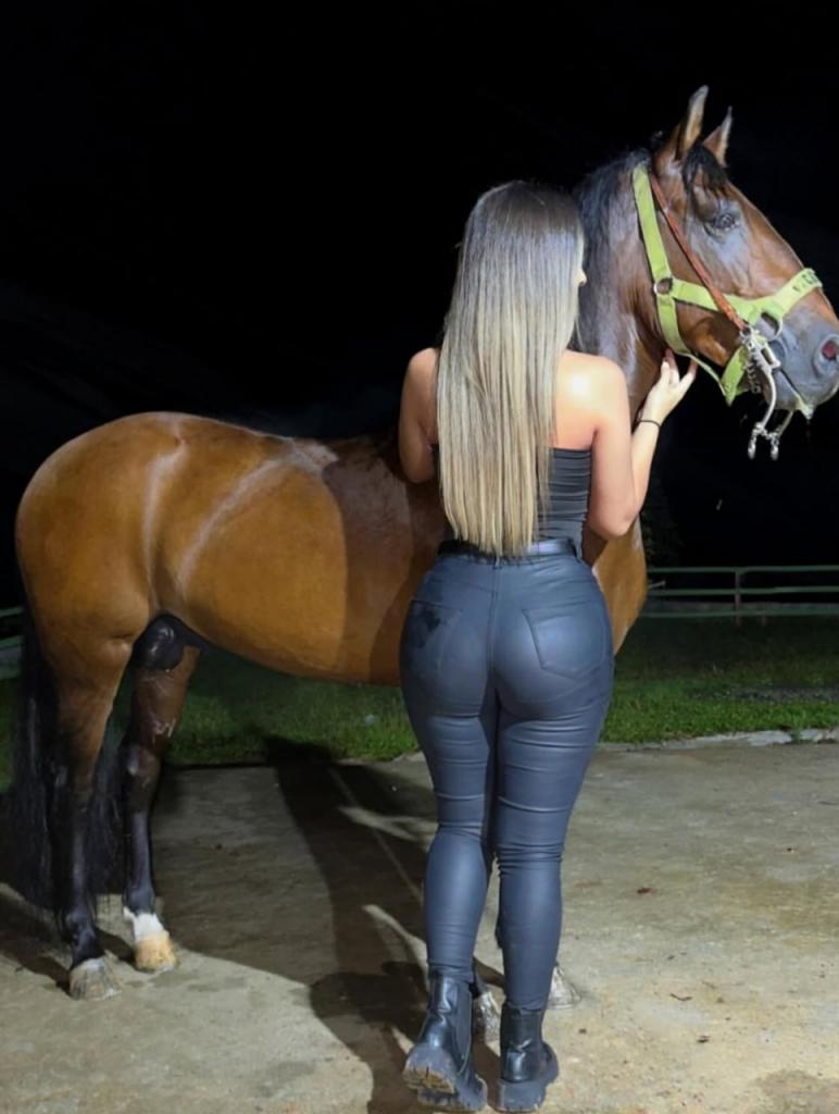 Chica busca chico en Orense: 