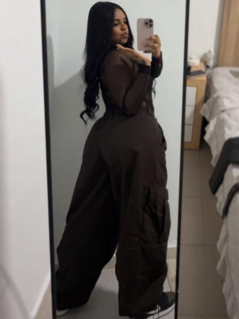 Chica busca chico en Ibiza: 