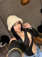 610772481: Chica busca chico en Madrid