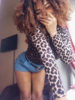 641466495: Chica busca chico en León