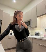 631644684: Chica busca chico en Barcelona