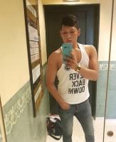 611772092: Chico busca chica en Zaragoza