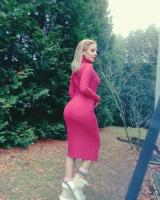 685233947: Chica busca chico en Sevilla