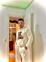 643815293: Chico busca chica en Badajoz