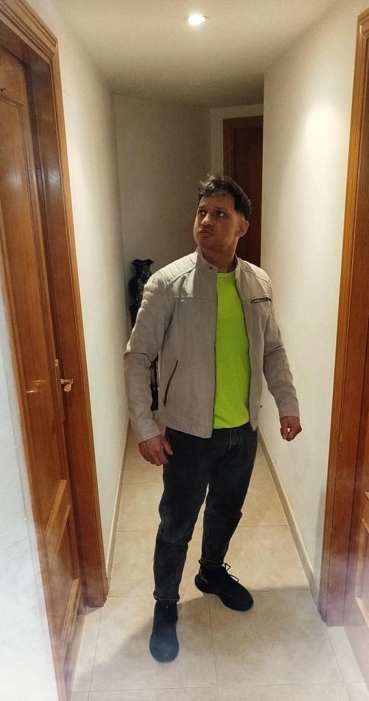 Chico busca chica en Zaragoza: 