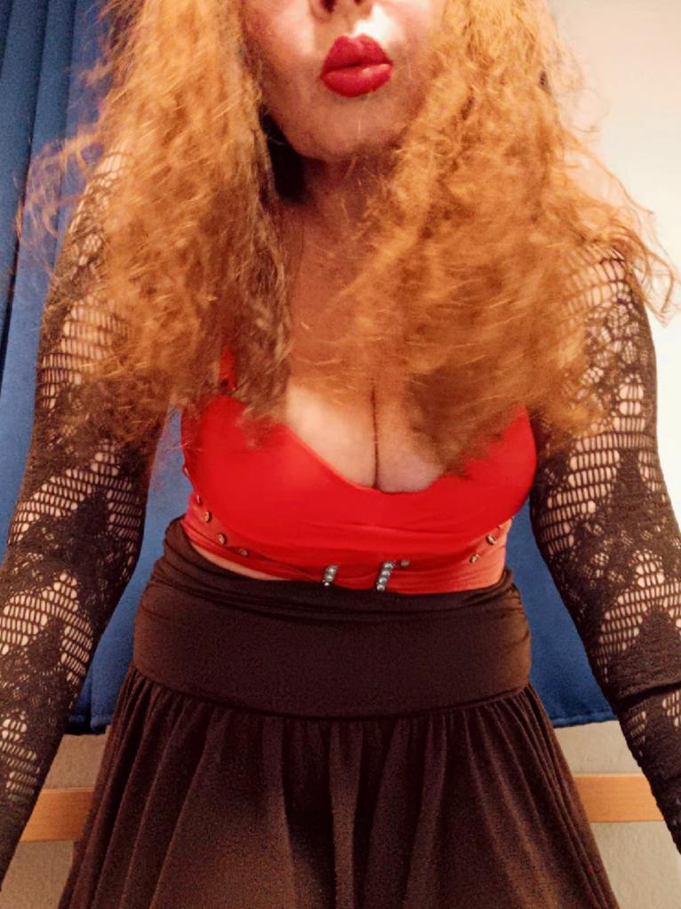 Chica busca chico en Almería: 