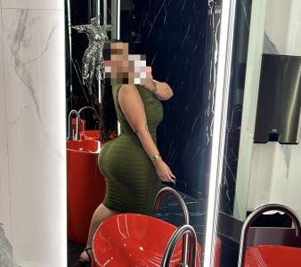 Chica busca chico en Barcelona: 