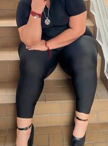 Chica busca chico en Cádiz: 