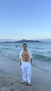 644700717: Chico busca chica en Madrid