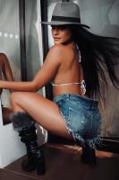 607071496: Chica busca chico en Sevilla