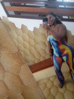 634111454: Chica busca chico en Gerona