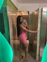 612205935: Chica busca chico en Barcelona