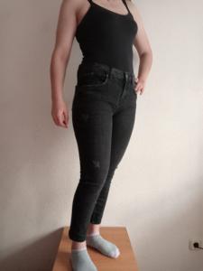 617092343: Chica busca chico en Salamanca