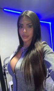 Chica busca chico en Barcelona: 