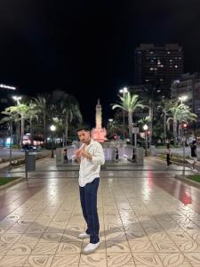Chico busca chica en Alicante: 