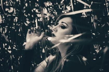 643699473: Chica busca chico en Madrid