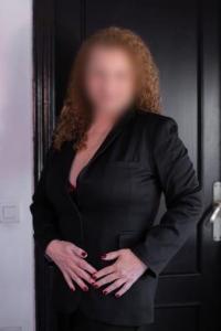 Chica busca chico en Sevilla: 