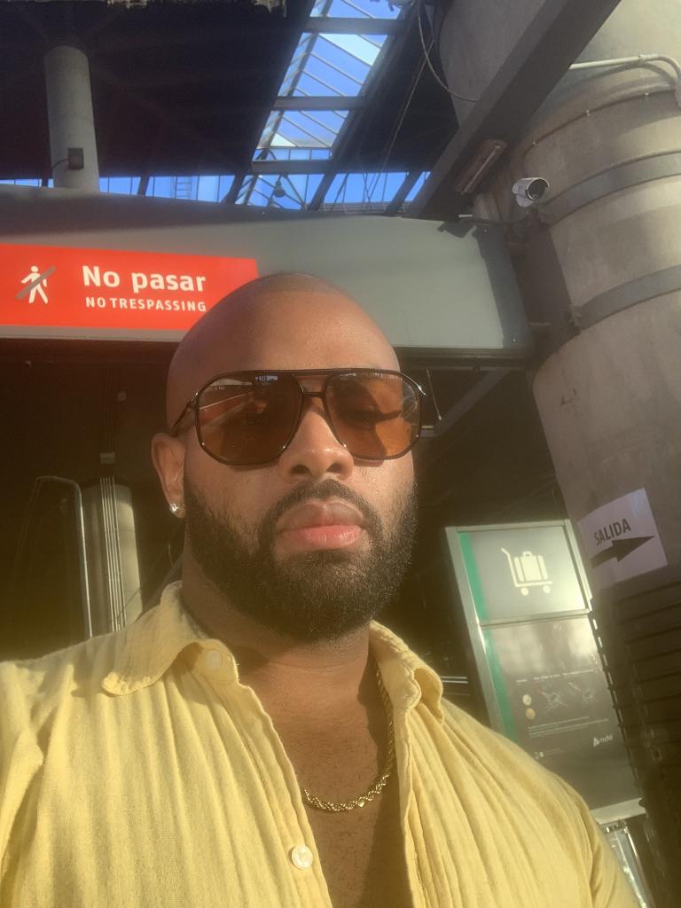 Chico busca chica en Madrid: Chico busca chica