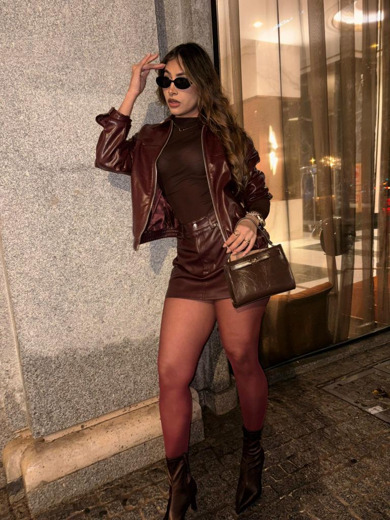 Chica busca chico en Tenerife: Chica busca chico