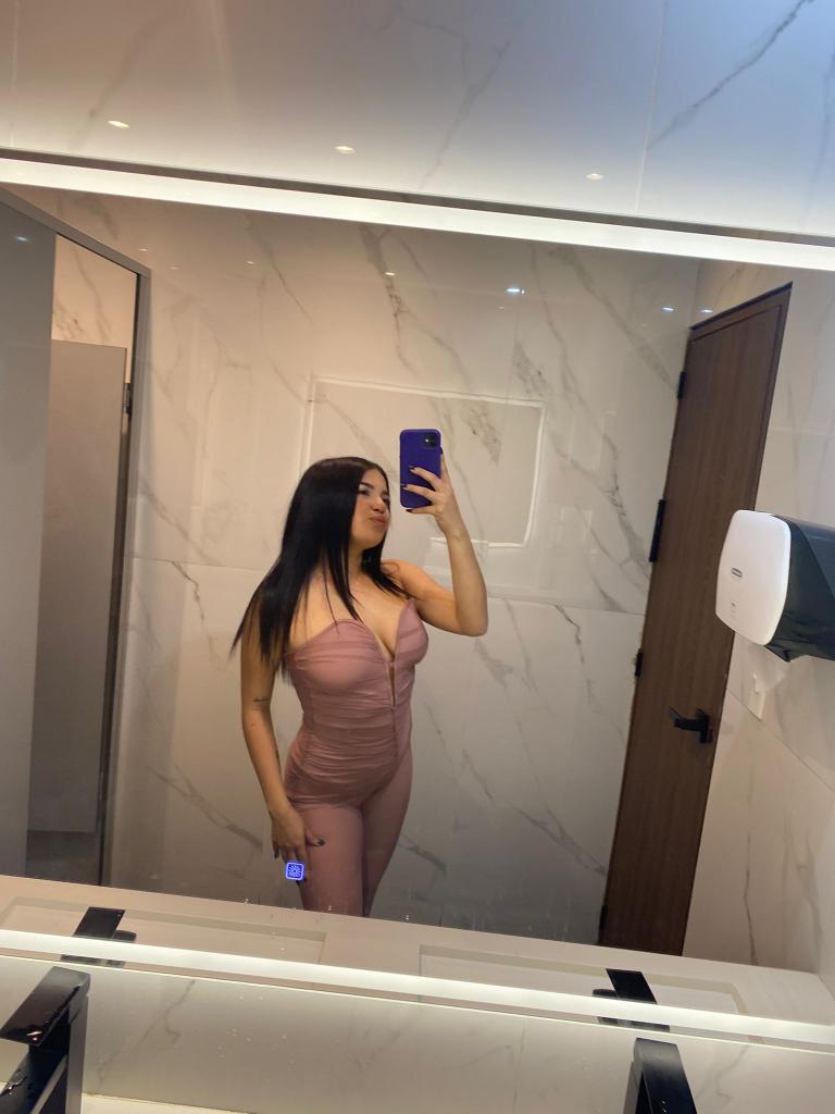 Chica busca chico en Toledo: Chica busca chico