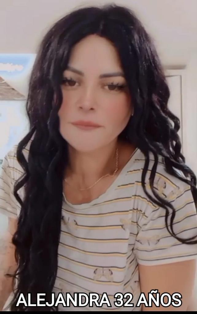 Chica busca chico en Cádiz: Chica busca chico