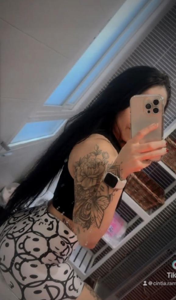 742088643: Chica busca chico en León