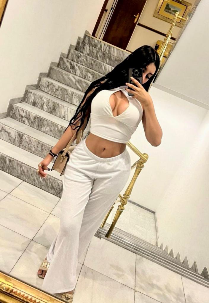 Chica busca chico en Granada: 