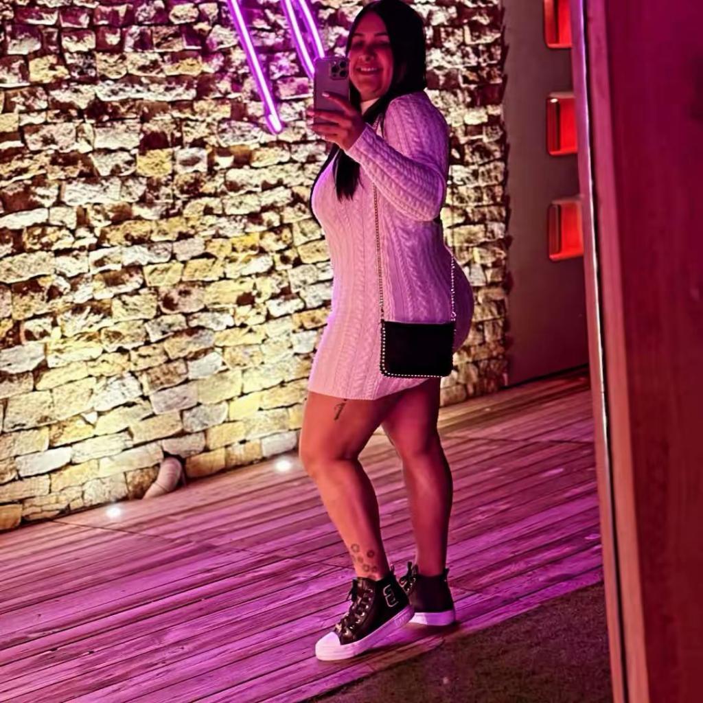 Chica busca chico en Jaén: 