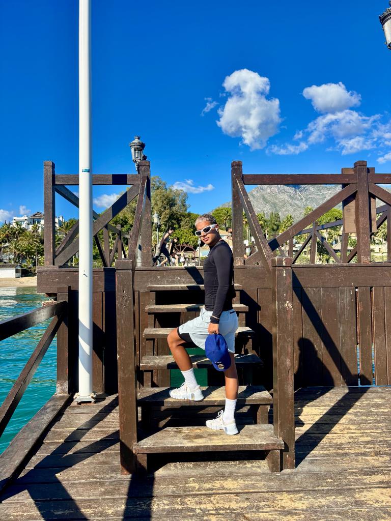 Chico busca chica en Málaga: 