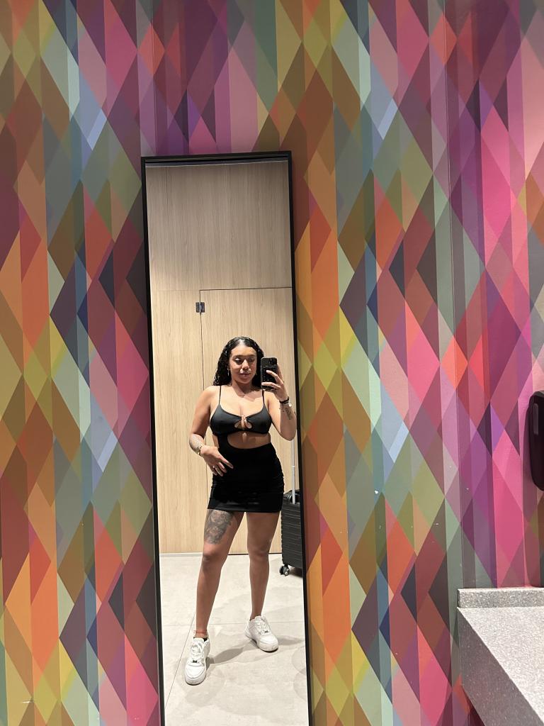 642756845: Chica busca chico en Valencia