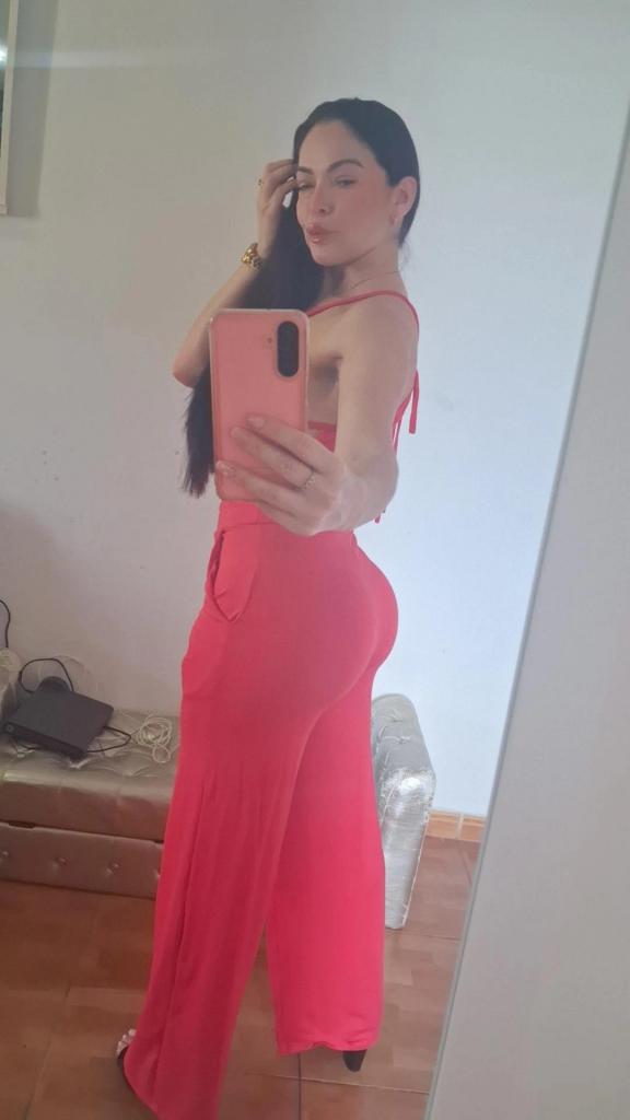 Chica busca chico en Tenerife: 