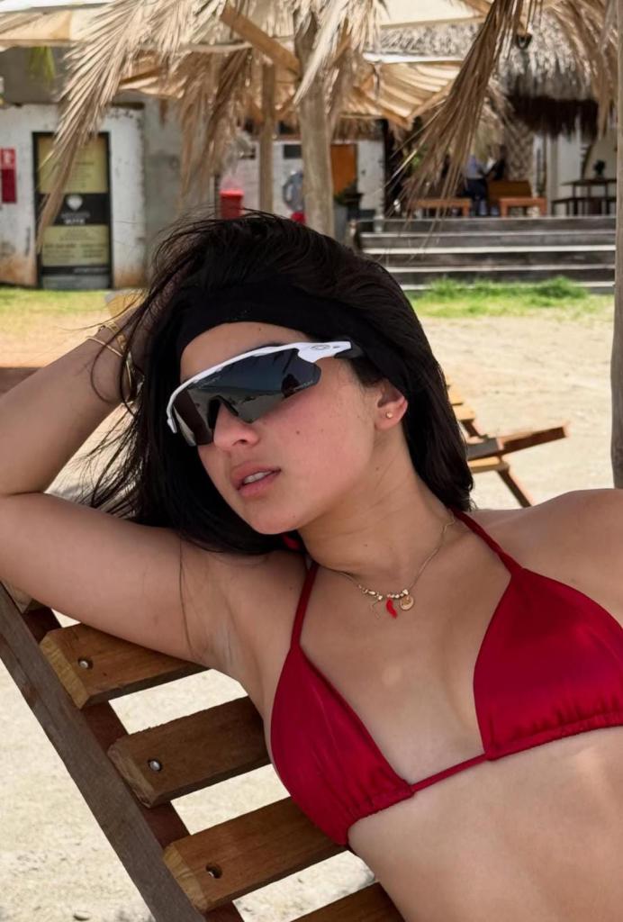 Chica busca chico en Almería: 