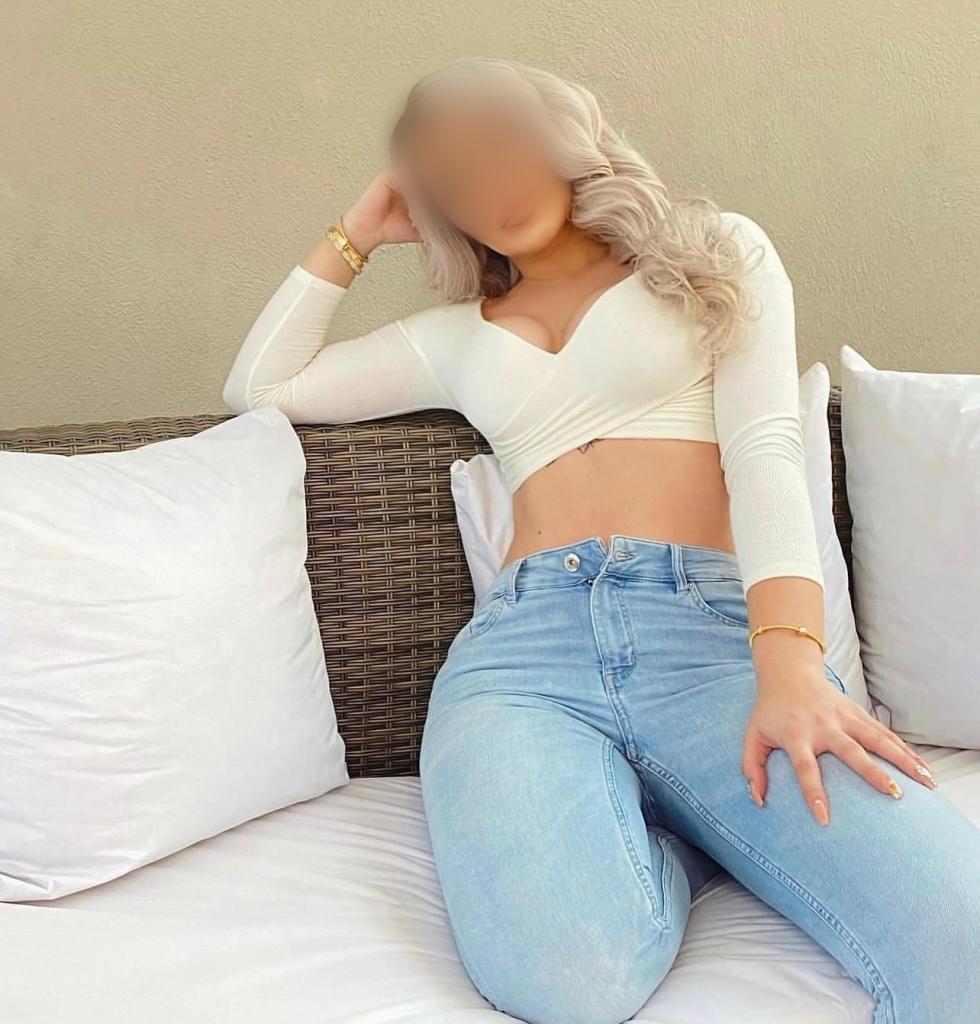 Chica busca chico en Cádiz: 