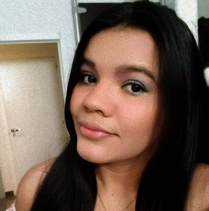 603996834: Chica busca chico en León