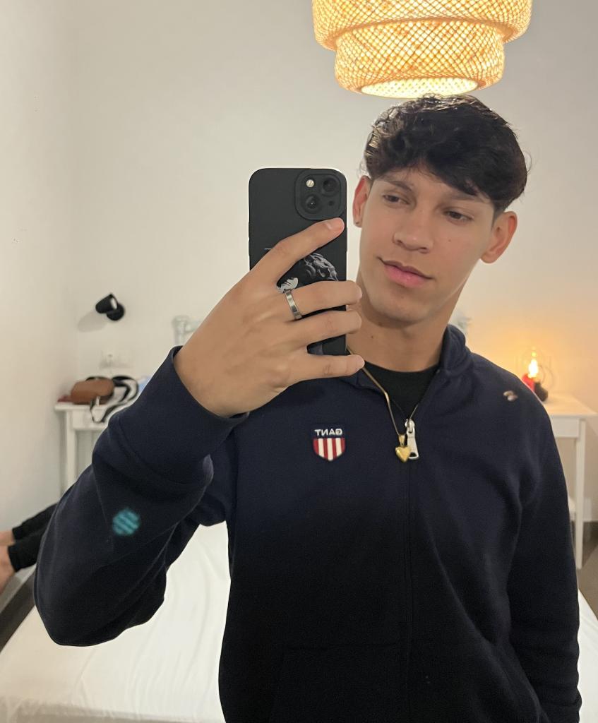 Chico busca chica en Málaga: 