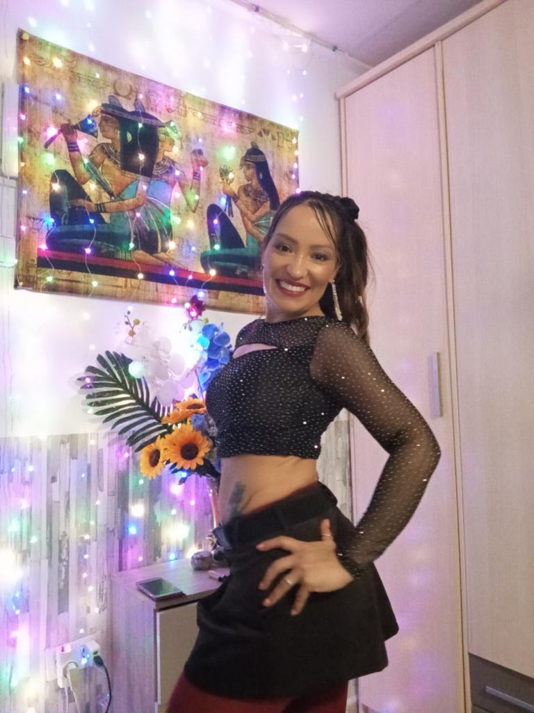 Chica busca chico en Alicante: 