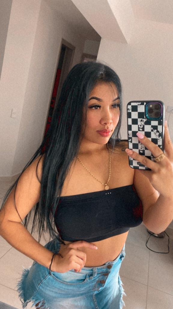 Chica busca chico en Ibiza: Chica busca chico