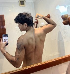 617950806: Chico busca chica en Granada