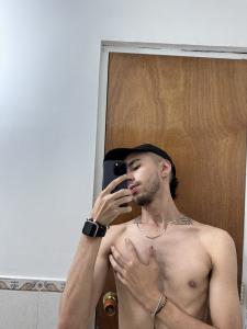 742063903: Chico busca chica en Alicante