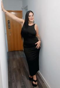 643037564: Chica busca chico en La Coruña