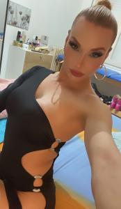 605404290: Transexual en Barcelona