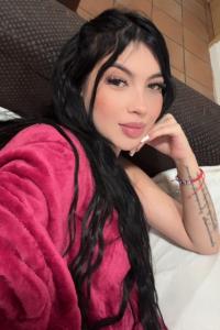 691386949: Chica busca chico en Madrid